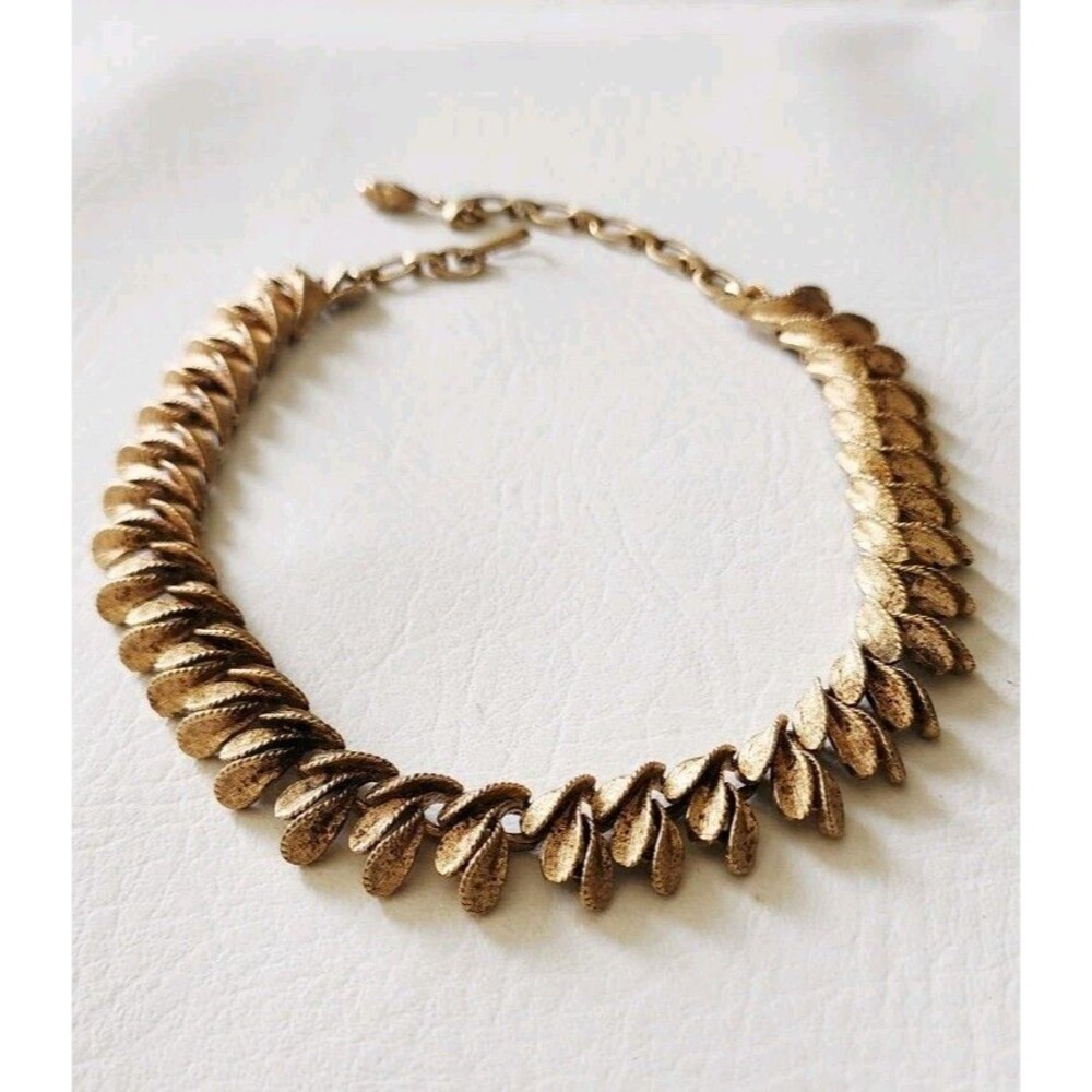 Francois (of Coro) Brushed Gold Tone Triple Leaf Link Choker Necklace Signed 17"